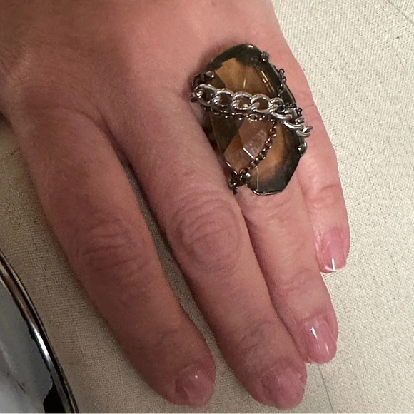 Edgy Faux Smokey Quartz Mixed Media Ring in Gunmetal - EUC - Size 7 - Picture 7 of 7